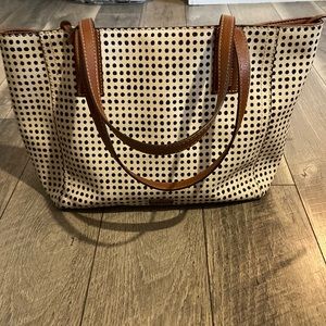 Fossil tote bag